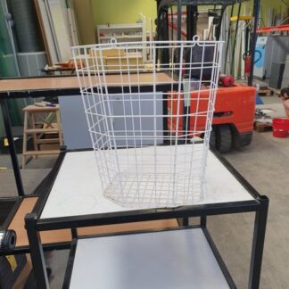 Papperskorg väggmonterad