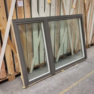 Aluminiumbeklätt träfönster