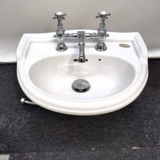 Porslinstvättställ